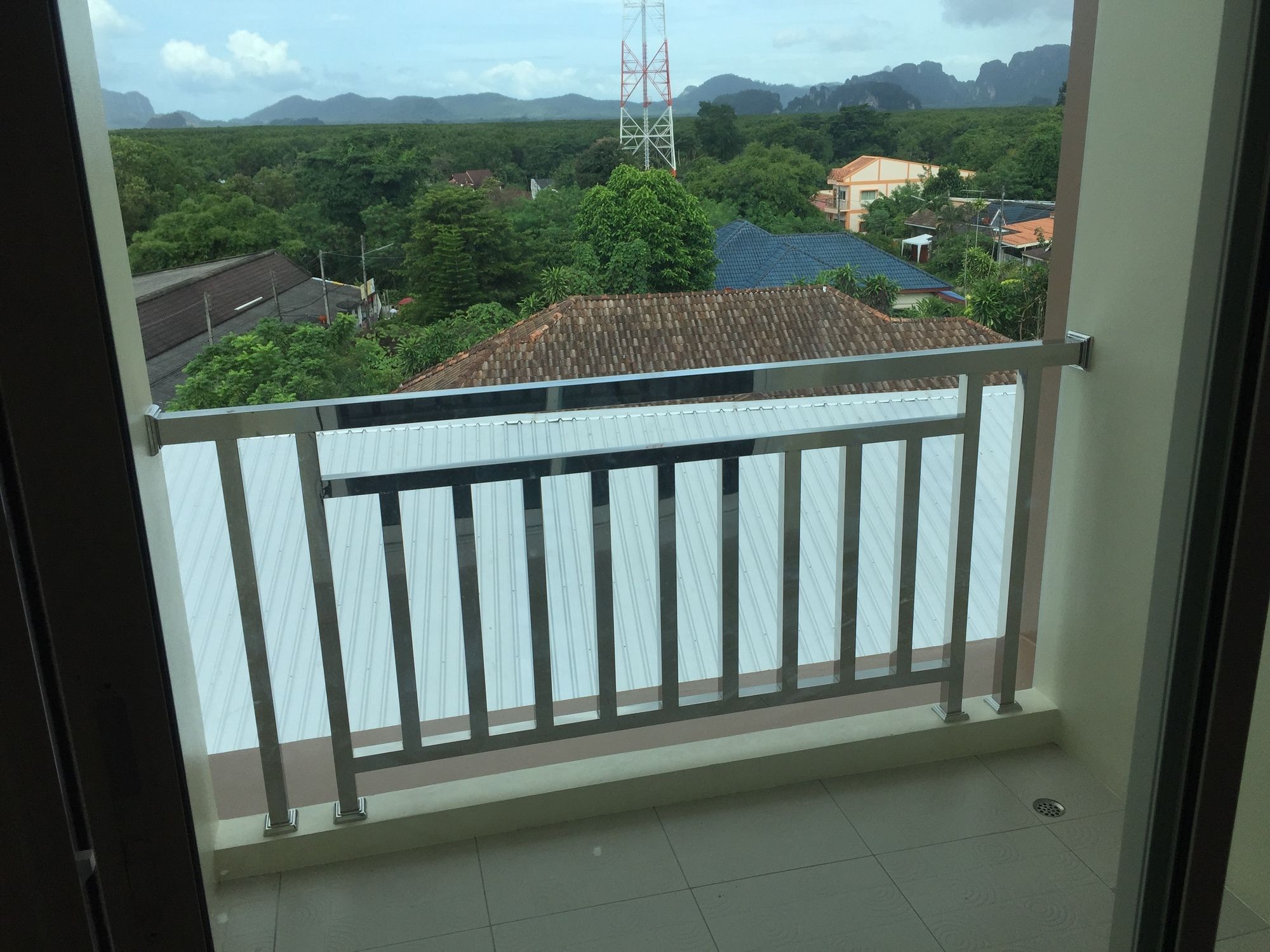 Js Residence Krabi town Εξωτερικό φωτογραφία